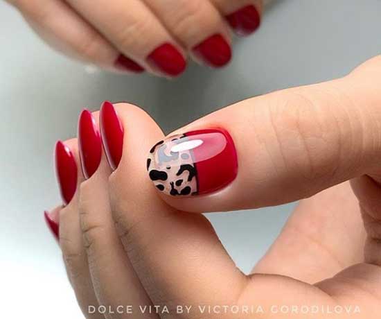 Elegant red print manicure