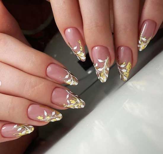 French with an autumn pattern on all nails