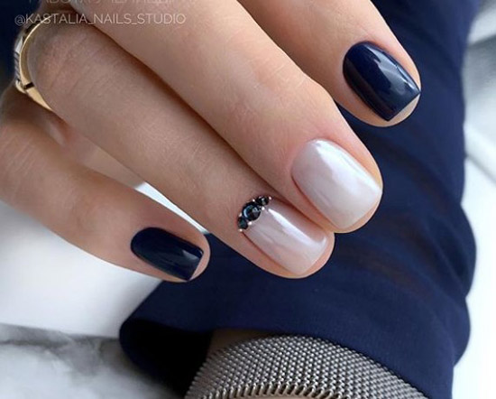 Blue manicure with rub