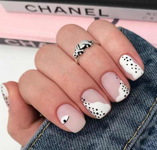 Simple manicure with dots