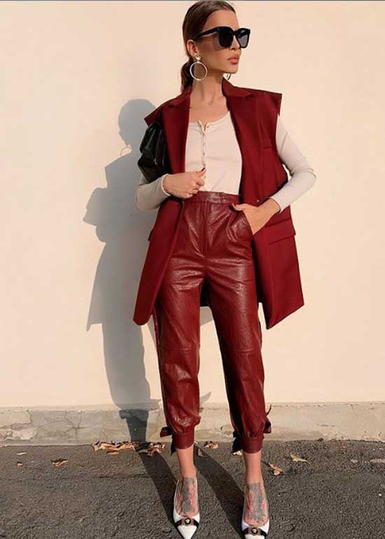 Pantalon et gilet en cuir assortis