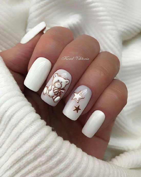 White New Year's manicure