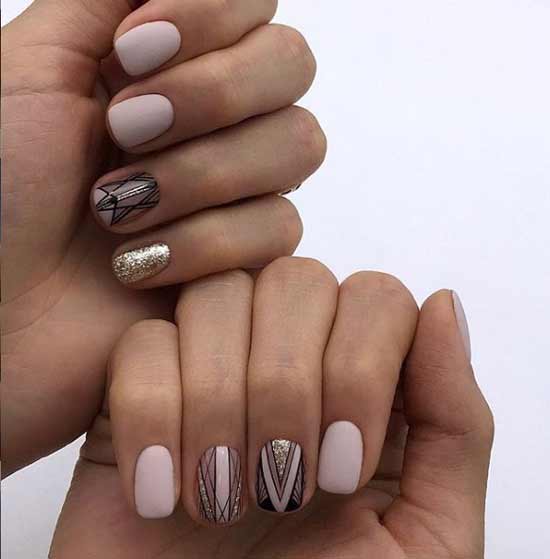 Asymmetrical nail design