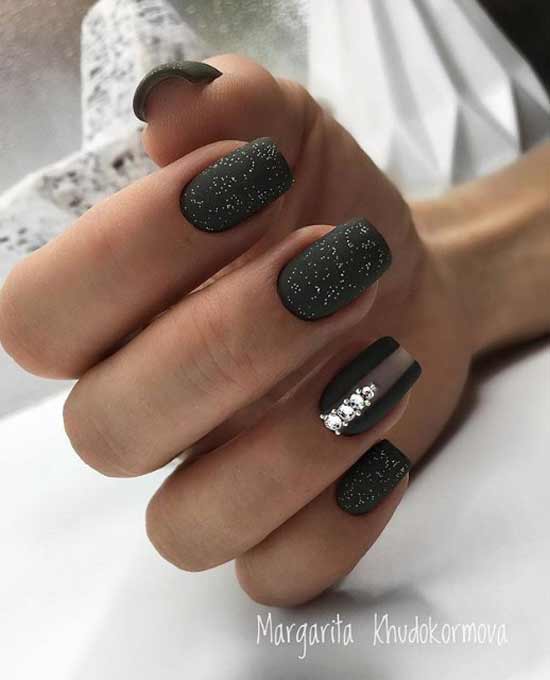 Starry sky design in manicure