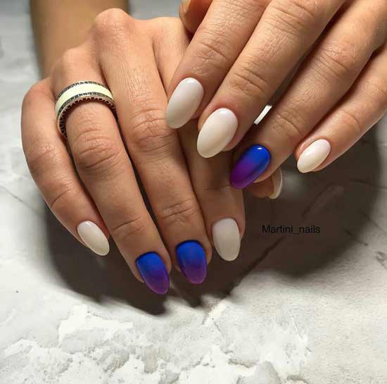 Dégradé bleu sur la conception des ongles