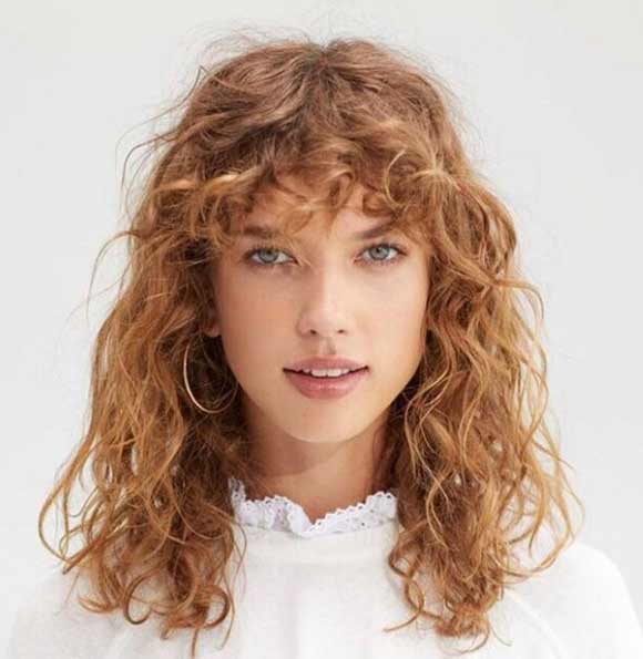 Haircut with bangs for curly hair