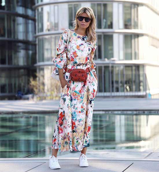 Midi dress with accent sleeves