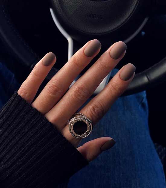 Matte brown manicure winter