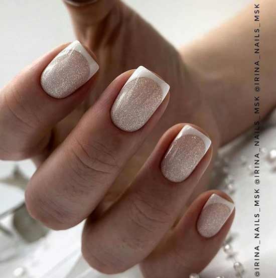 White jacket on short nails photo