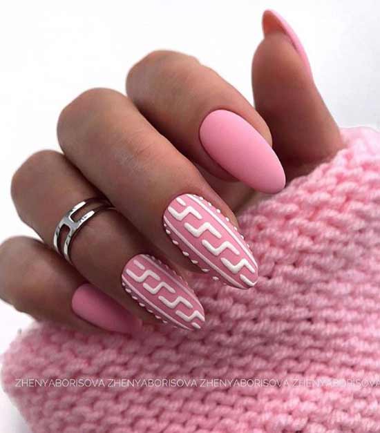 Pink manicure with geometry