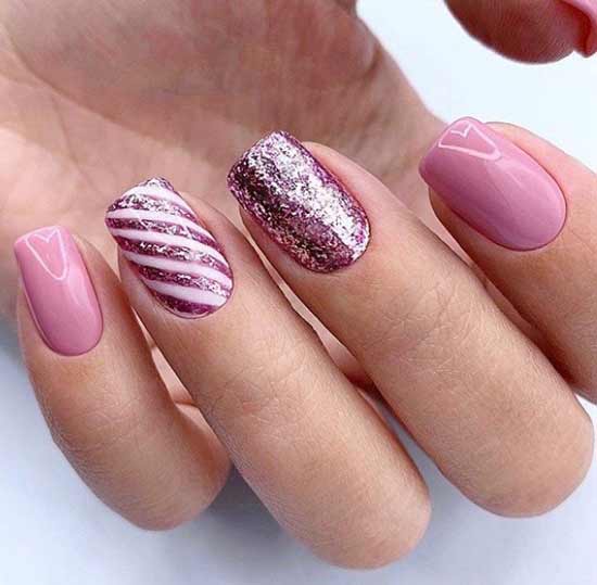 Shiny stripes on nails