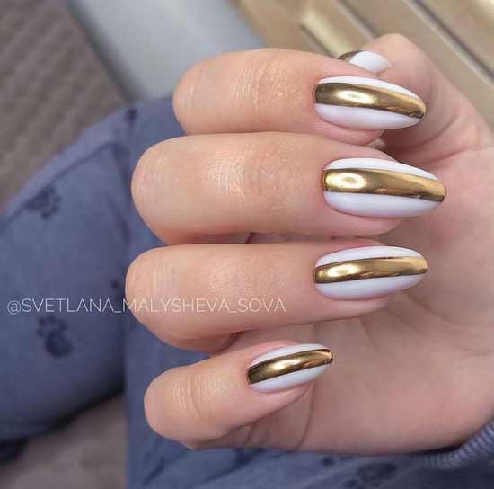 Gold stripes on nails