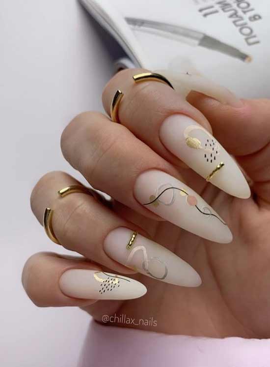 Conception d'ongles longs