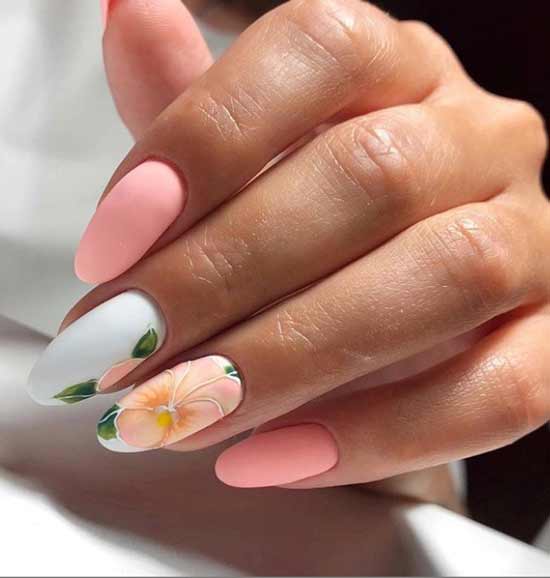 Beautiful summer manicure