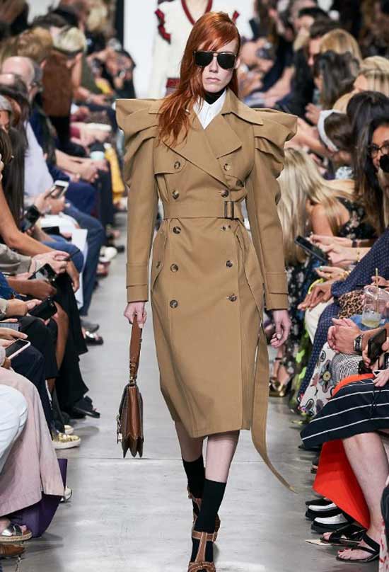 Trench coat with puff sleeves