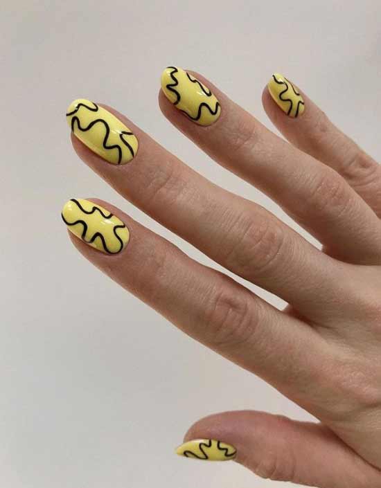 Trendy yellow spring manicure