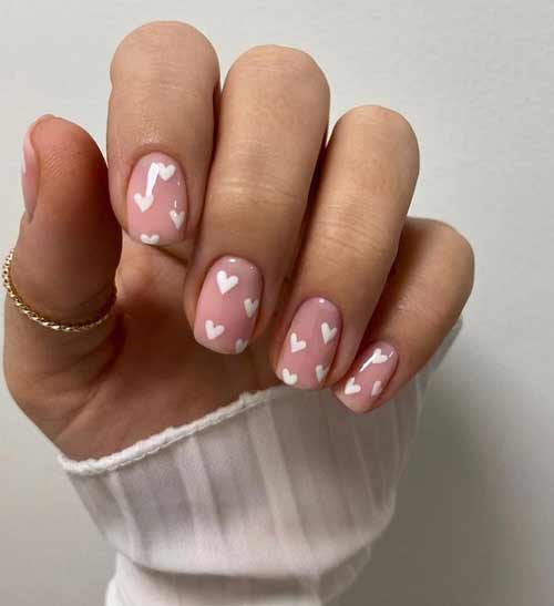 Ongles nude de printemps