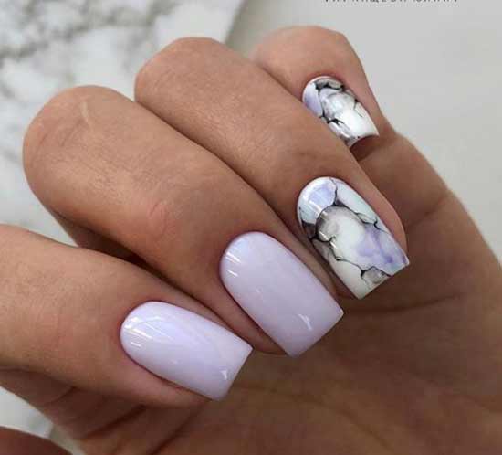 Manicure marble in gentle spring colors