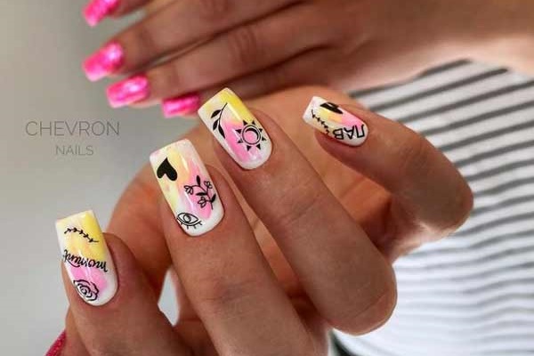 Bright manicure spring