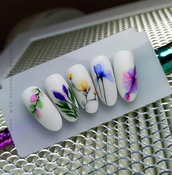 Idées d'ongles de fleurs