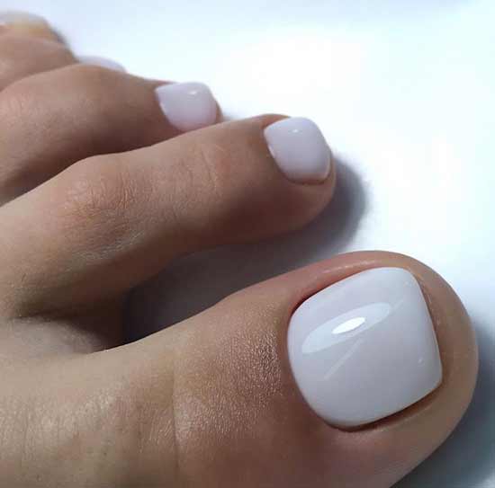 Milk pedicure