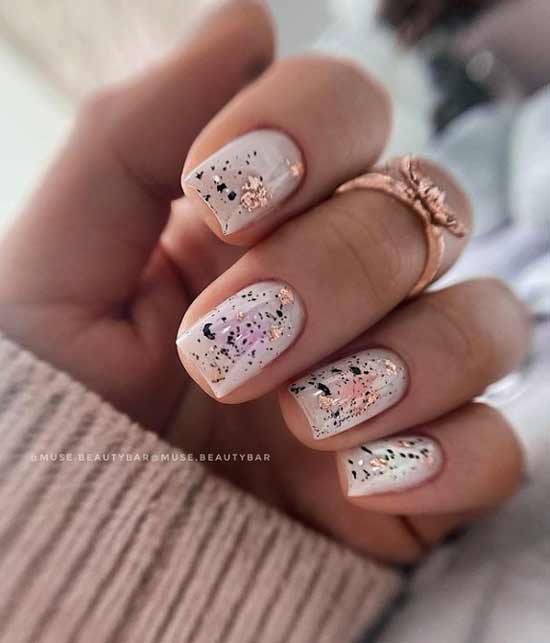 Cute spring manicure