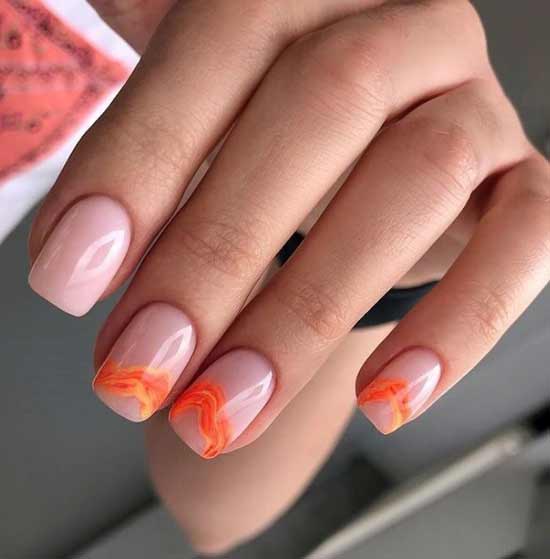 Nude manicure spring