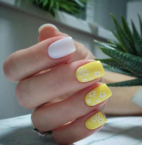 Manucure de printemps pour les fleurs à ongles courts