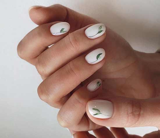 Spring flowers in the style of minimalism on the nails