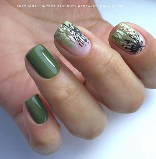 Green Foil Manicure