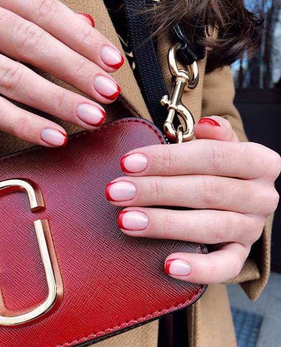 Short nails red smiles