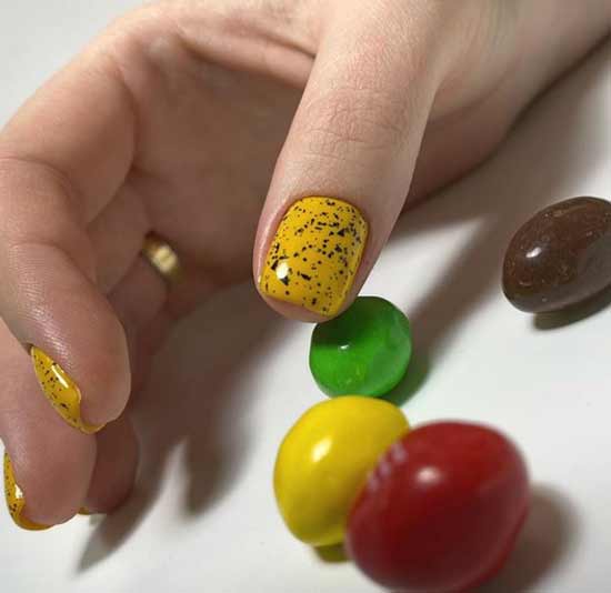 Quail egg nail design