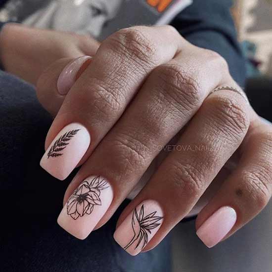 Manicure with graphic colors