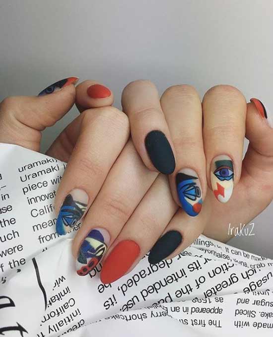 Nails with drawings