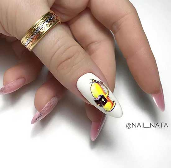 Banana manicure