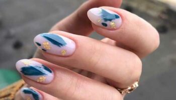 Spring design manicure