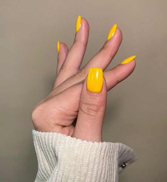 Spring yellow manicure