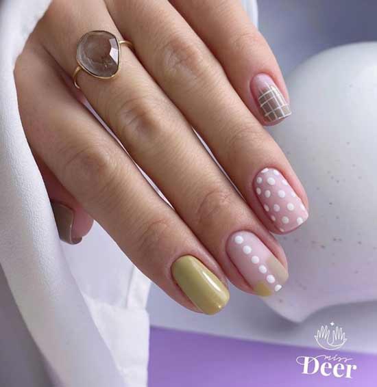 Polka dot manicure