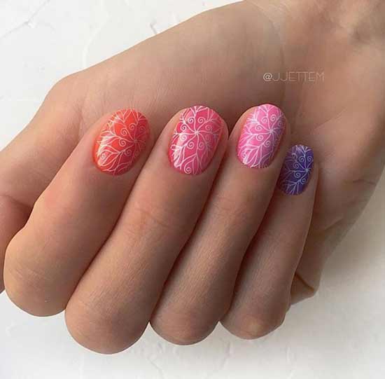 Multi-colored delicate nails