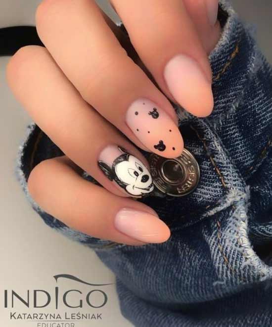 Cute mickey mouse nails