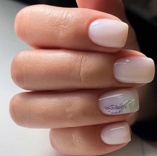 Nude tenderness manicure