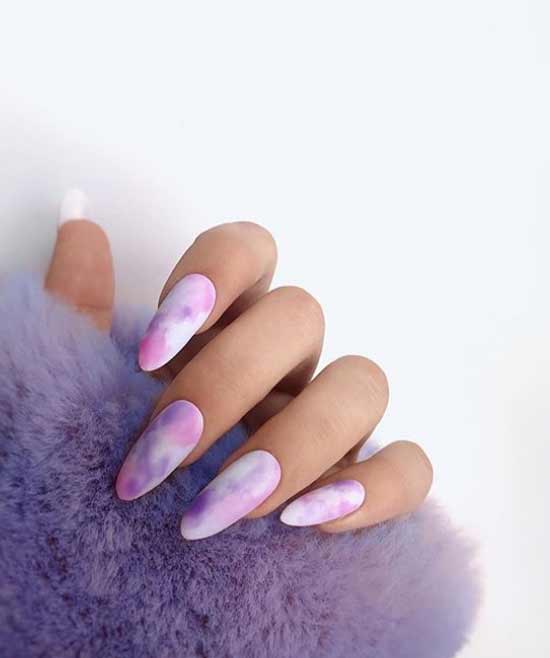 Delicate matte nail art