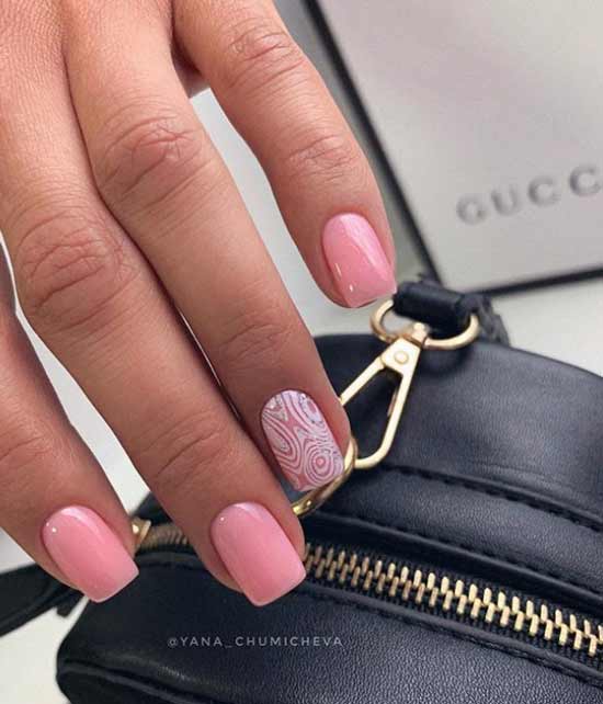 Fashion trends manicure