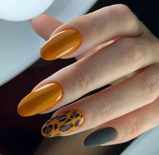 Mustard brown manicure