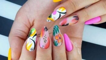 Beautiful ideas of manicure for long nails