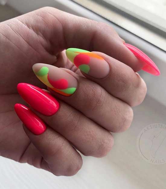 Bright manicure with a pattern