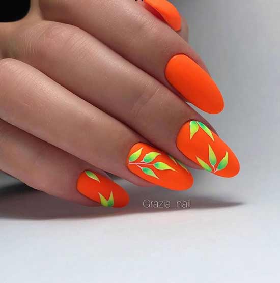 Beautiful color of manicure