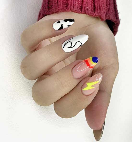 Manucure avec dessins ongles longs