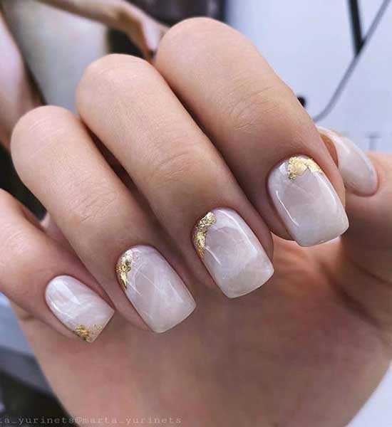 Conception d'ongles de mariage en marbre