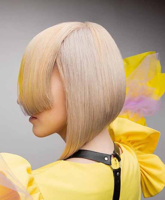 Coupes de cheveux asymétriques : 80 idées de photos, types, tendances de la mode